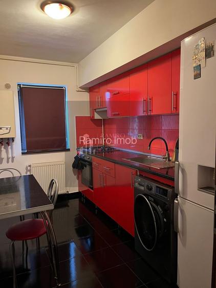 Apartament 2 camere decomandat Sector 4 - 6