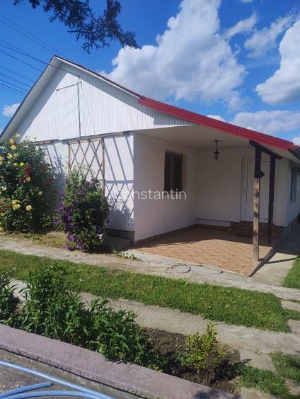 Casă de vânzare în Cucorăni - 3