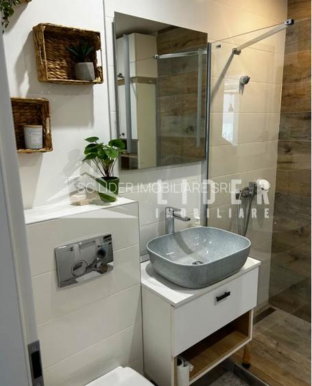 Apartament  de vanzare, spatios cu  2 camere imobil nou  zona Piata 1 Mai - 10