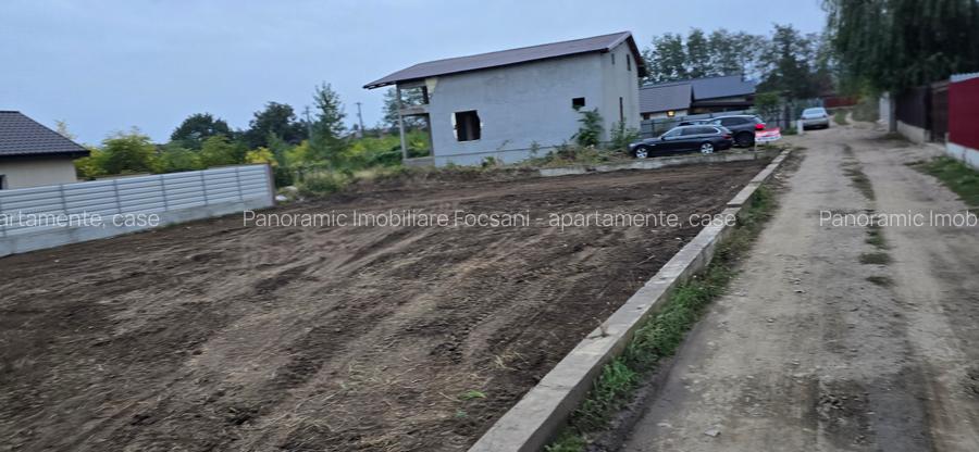 Teren de vanzare 700 mp central Odobesti - 26