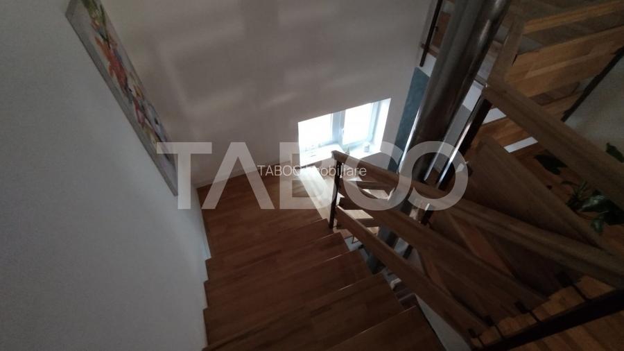 Casa de inchiriat cu 4 nivele avand etajele in regim hotelier Strand - 19