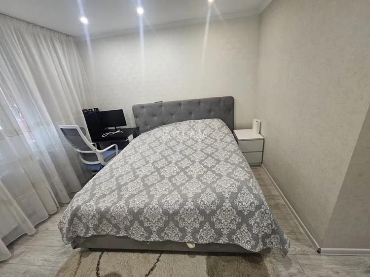 Apartament 3 camere, decomandat, etaj 2/10, zona Tatarasi - 4
