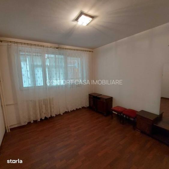 Vanzare 3 camere Pantelimon-Liceu Lucian Blaga, - 2