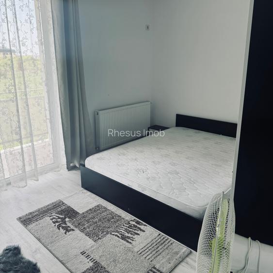 Vand apartament cu o camera mobilat si utilat etaj 1. - 4