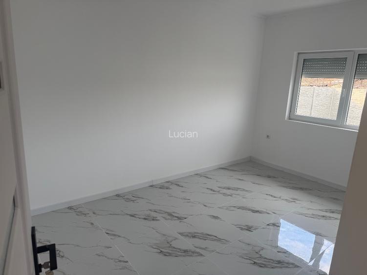 Casă nouă de vânzare Santandrei  - 9