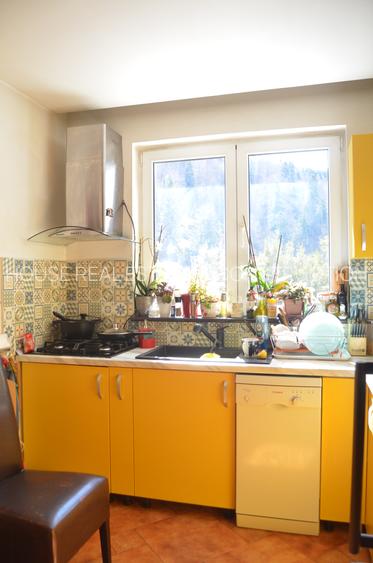 Apartament 3  Camere - Panoramă spectaculoasă în Bușteni (Zamora) - 8