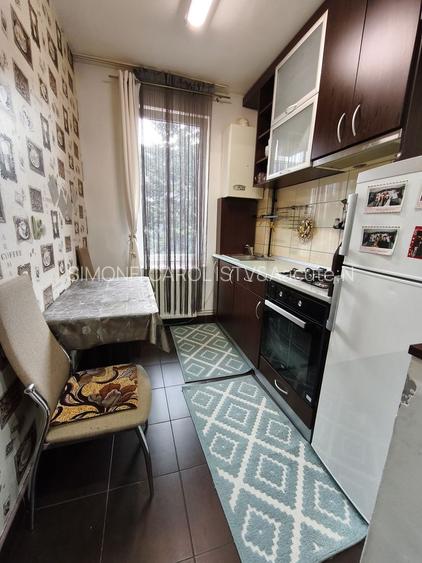 Apartament în bloc nou (2008) cu 1 camere in Tudor, etaj 1 - 4