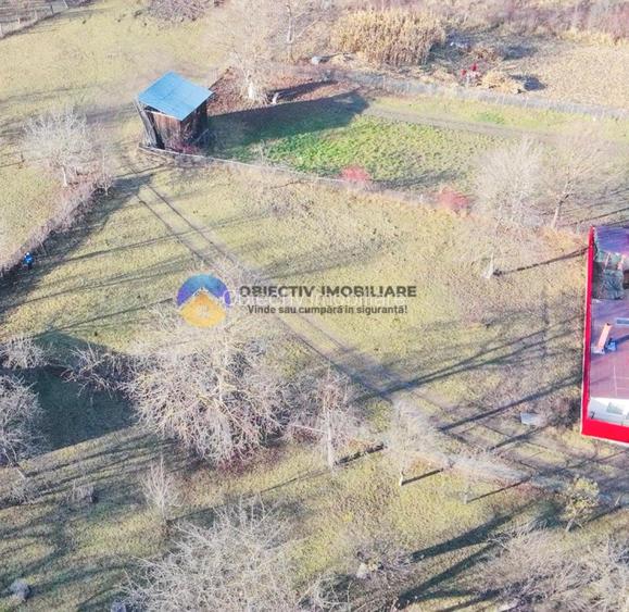 TEREN  intravilan comuna  TARCAU - STRAJA - 6