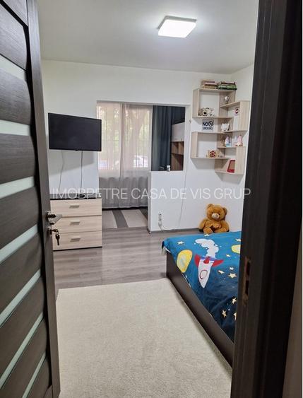 oferim spre vanzare apartament 4 camere Veteranilor - 8