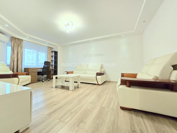 Decebal stradal, vedere superba spre bulevard, 65 mp, balcon mare - 2