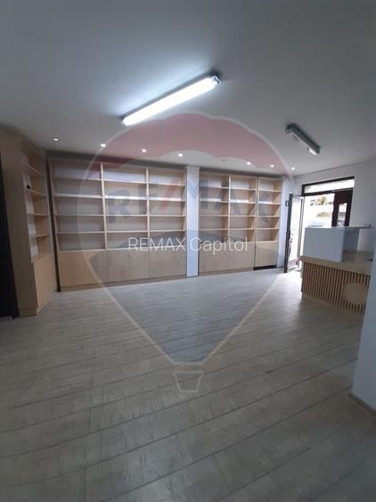 Casă / Vilă cu 4 camere de vânzare în zona Blumana - 22