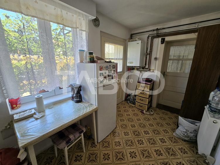 Casa spatioasa de vanzare teren 432 mp zona linistita - Lupeni Sibiu - 31