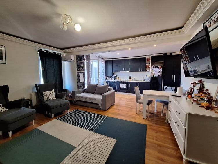 Apartament cu 3 camere, 64 mp, parcare, zona Terra - 2