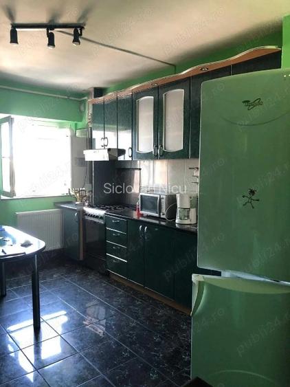 Vand apartament 4 camere  - 2