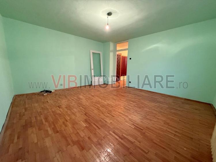 Decomandat, etaj 1, zona Odobescu - 5