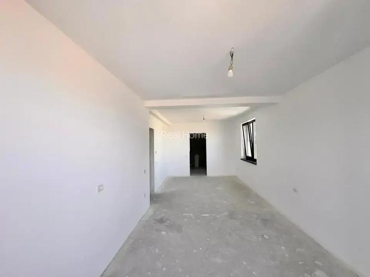 Vila | 5 camere | Curte 220  mp  | metrou 15 min | 170 mp - 12
