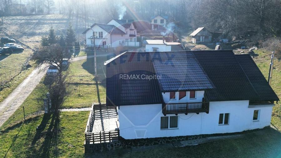 Casă / Vilă cu 7 camere   în zona Bran-Tohanita - 14