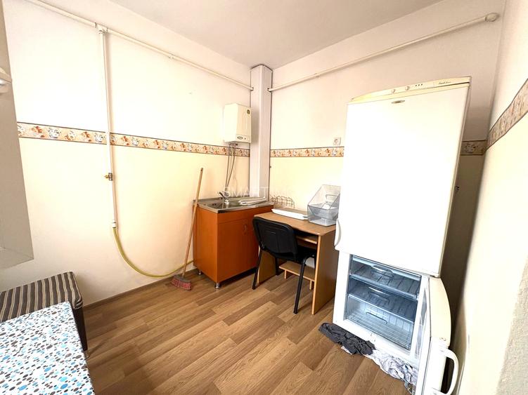 Apartament 3 camere 57mp zona Autogarii finisaje  58.000eur neg - 4