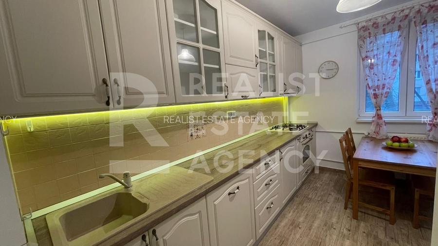 Vânzare, apartament cu 2 camere în zona Drumul Taberei - 4