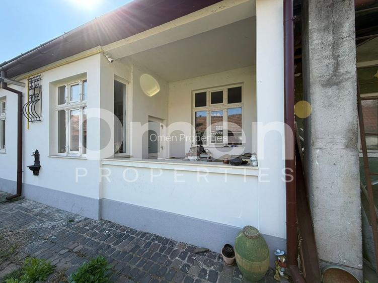 Casa renovata cu curte pentru inchiriere, zona Centrul Vechi - 13