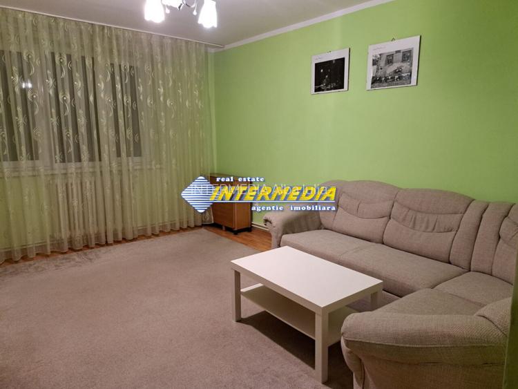 Apartament 3 camere decomandat de inchiriat Alba Iulia zona Centru - 3