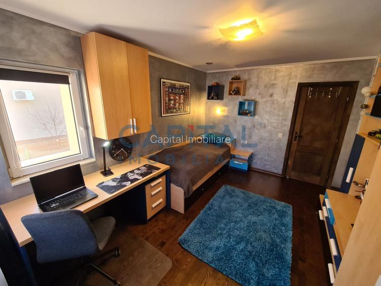 Casa frumoasa la cheie, central Dezmir - 12