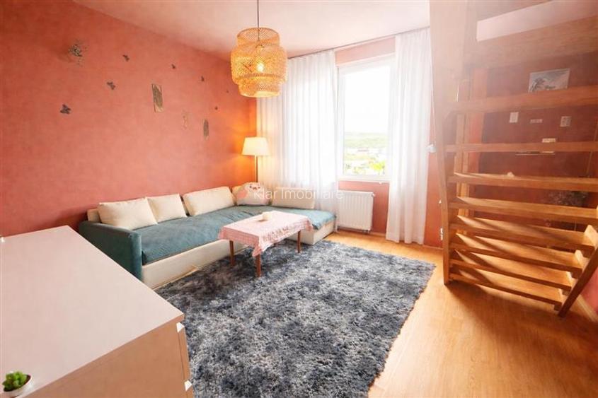 Vanzare apartament pe 2 nivele  in Ansamblu Oasului 86-90 - 2