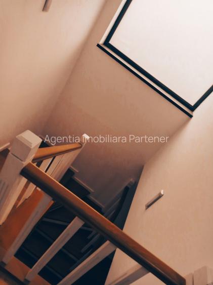 casa / vila Budeasa , "La Cheie" , Paritate apartament 3 camere ! - 8
