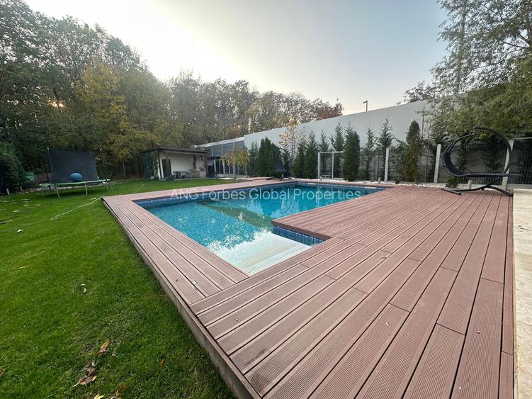 Vilă Elegantă cu Piscină Privată în Corbeanca - 22