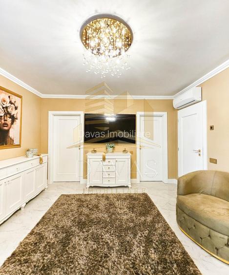 VILĂ DE LUX | FINISAJE PREMIUM | 300 MP UTILI | PISCINĂ INCĂLZITĂ |SMART HOME  - 9