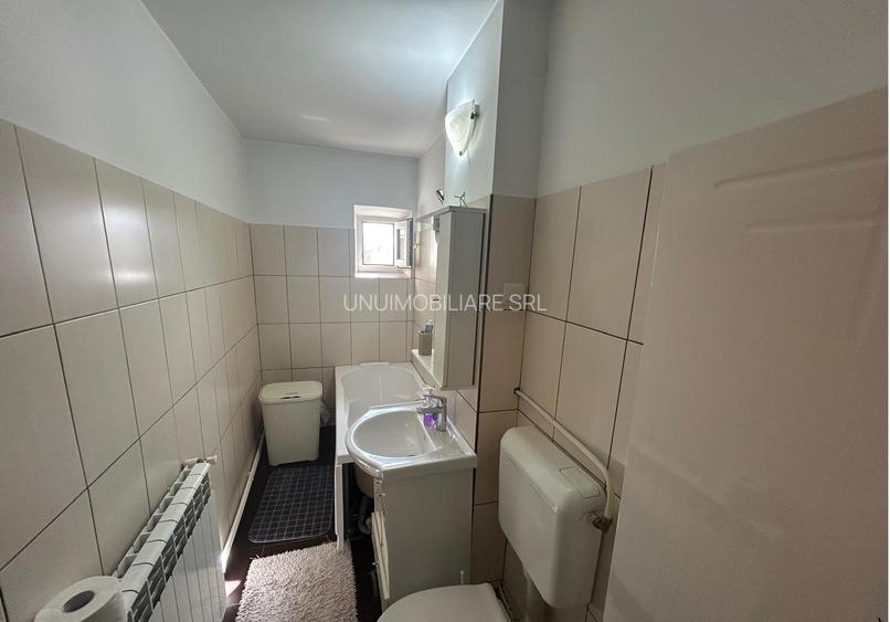 Apartament 2 camere-Zona Sud - 52 mp -54000 euro negociabil - 3
