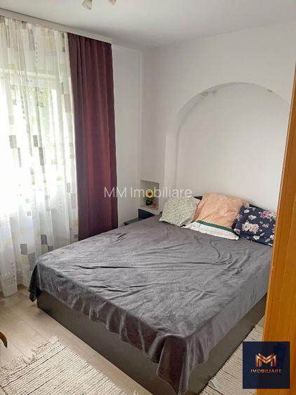 Apartament 3 camere,decomandat,ultimul etaj, zona Primaverii_Capat 1 - 2