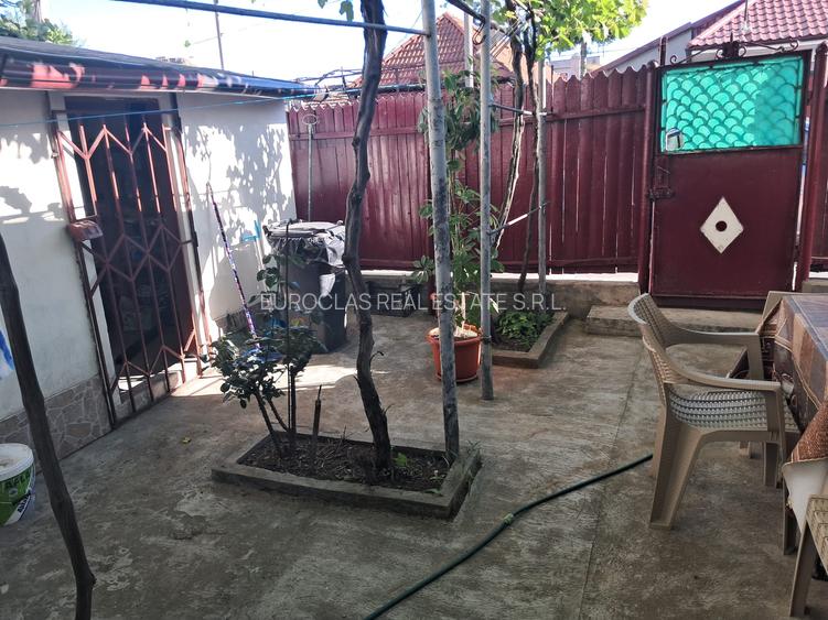 Casa 3 camere - zona Bratianu/2 cocosi - 84.900 euro (Cod E2+E7) - 2