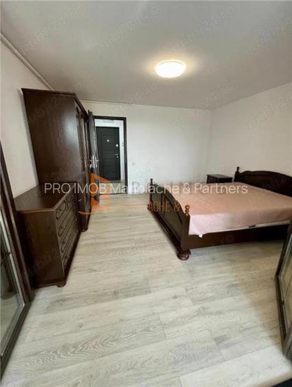 Garsoniera cf 1 decomandata zona Crang - 2