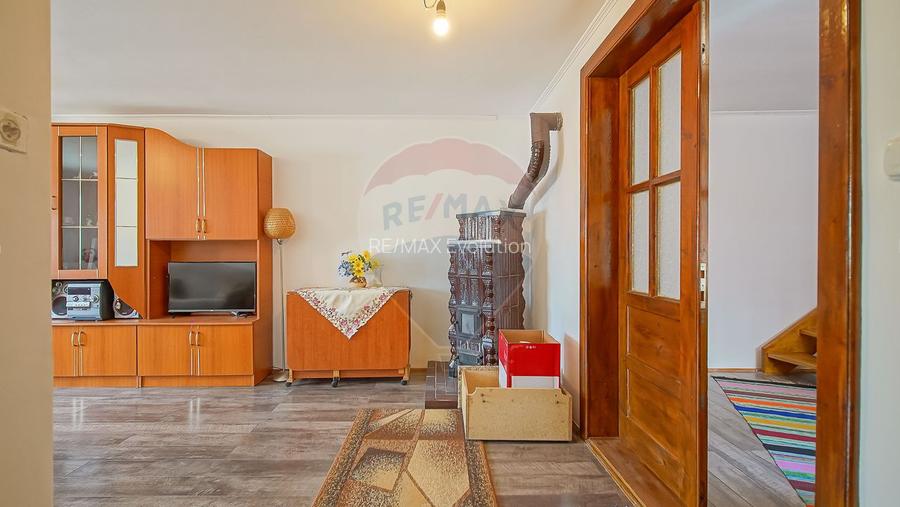 Casă autentică cu teren de 1310 mp, liniște și acces rapid către oraș - 11