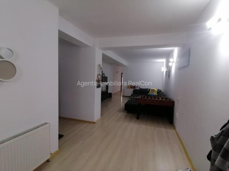 Apartament 3 camere Bd. T. Vladimirescu constructie 2009 - 17