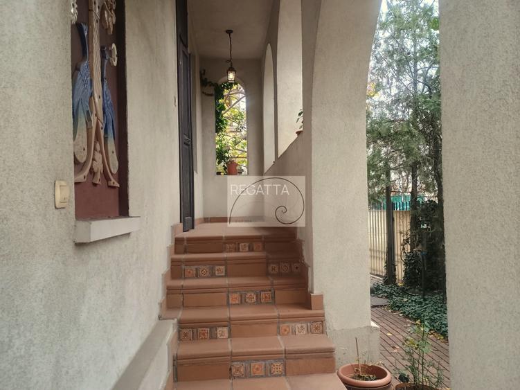 Duplex in villa - etaj plus mansarda - Foisorul de foc - 42