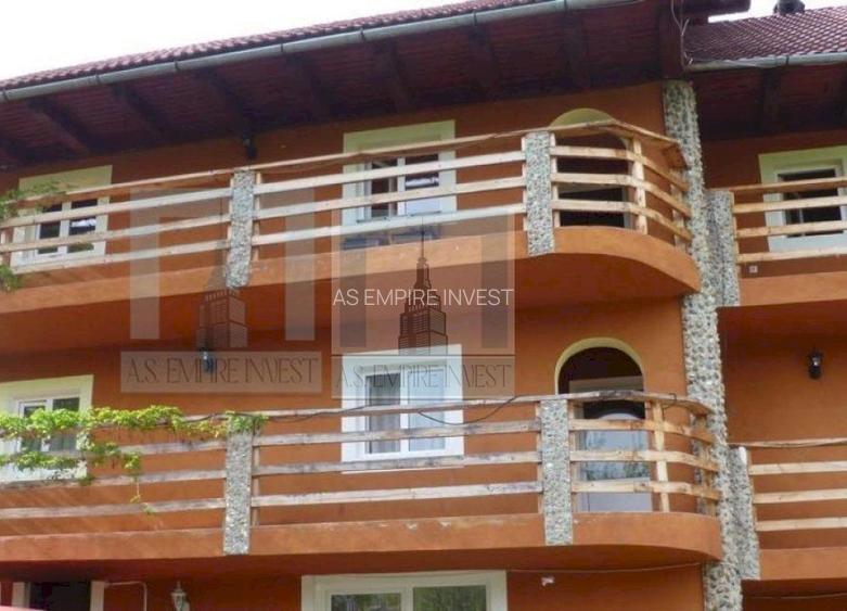 Pensiune 17 camere - zona Bran - 2