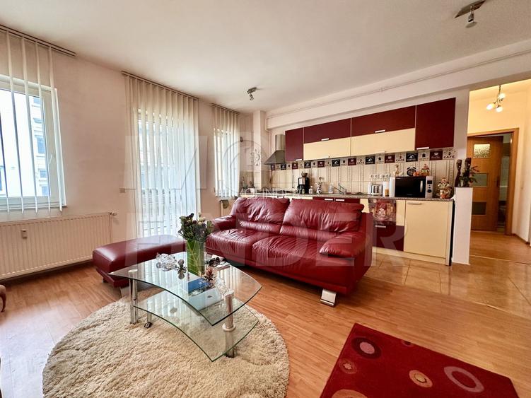 Apartament spațios cu 3 camere,  central, lumină naturală, parcare subterana - 4