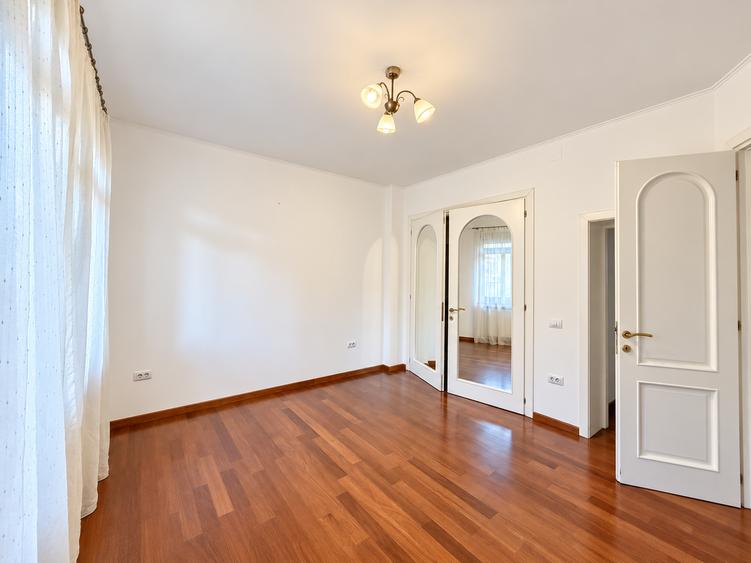 O adresă de colecție | Apartament în vilă