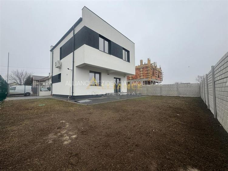 Vila Individuala - 4 camere - 2 bai - 306mp teren - 3