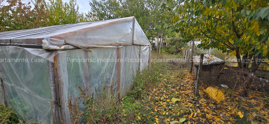 Teren  715  mp  intravilan Petresti - 17