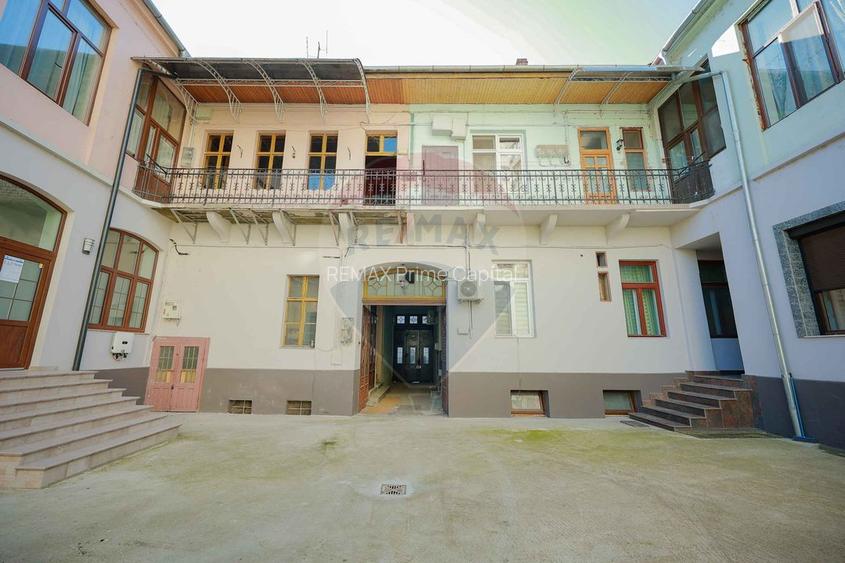 Apartament cu 3 camere de vânzare, ultracentral - 15