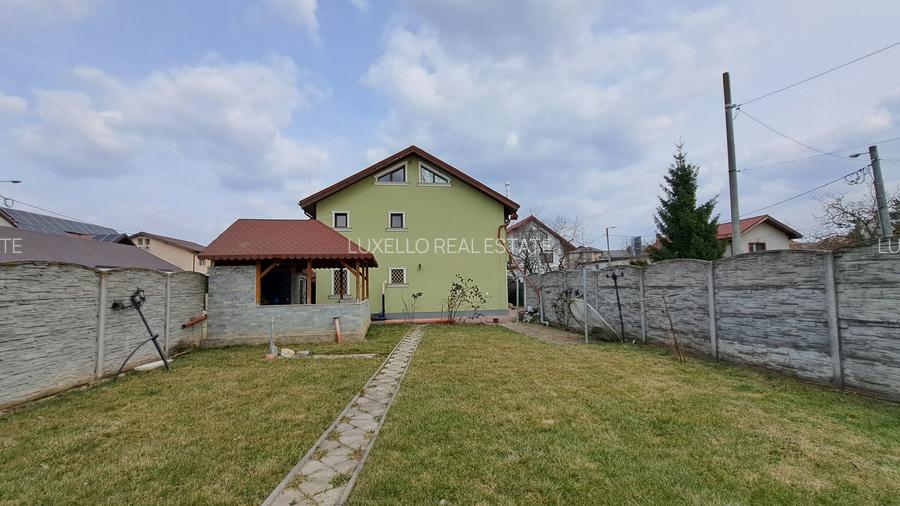 VILA INDIVIDUALA SUPERBA - CU TEREN GENEROS - AMPLASAMENT IDEAL - 12