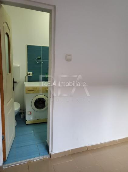 Casa de vanzare in zona bulevardului Decebal - 12