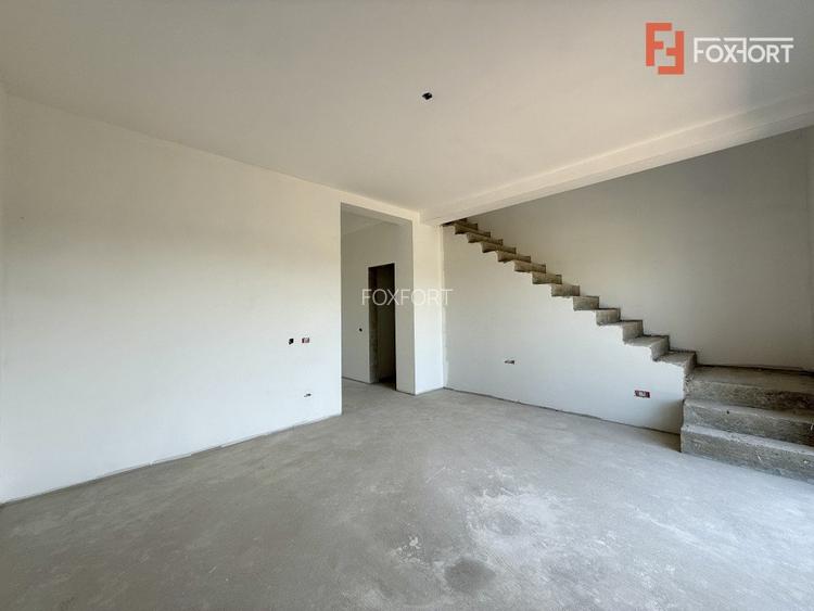 Triplex cu 4 camere, 115 mp, 3 bai - Zona Sacalaz - 2