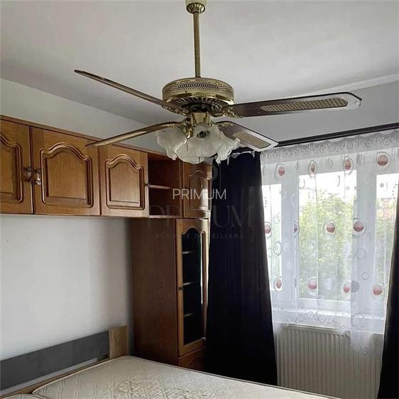 LIPOVEI - 2 Camere - ETAJ 1 - Decomandat - Centrala proprie - 4