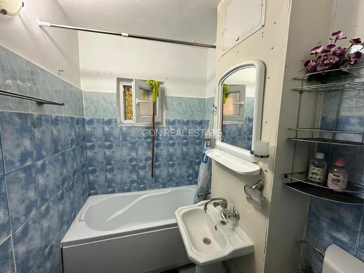 Apartament doua camere, 43mp, cartier Craiovita Noua, zona Niela - 6