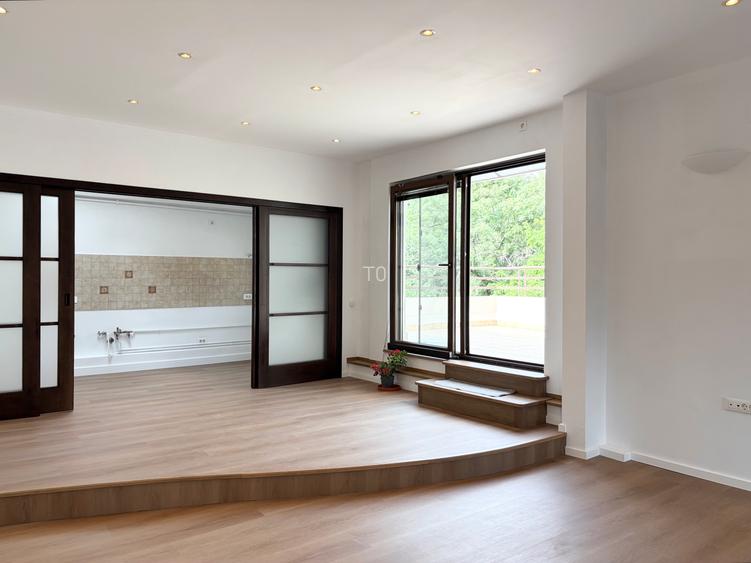 APARTAMENT CU 5 CAMERE IN VILA RENOVATA - PE INTREGUL ETAJ - AVIATORILOR - 3