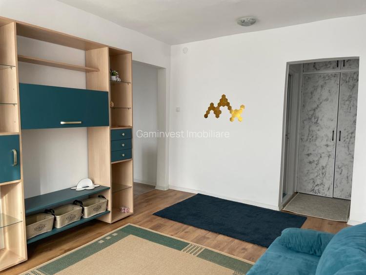 Apartament de inchiriat cu 3 camere, zona Nufarului, Oradea, Bihor. - 2
